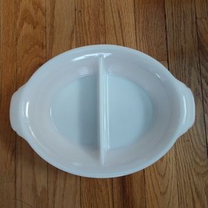 VINTAGE FIRE KING #468 DIVIDED CASSEROLE DISH, PEACH LUSTER, REVERSE LOGO